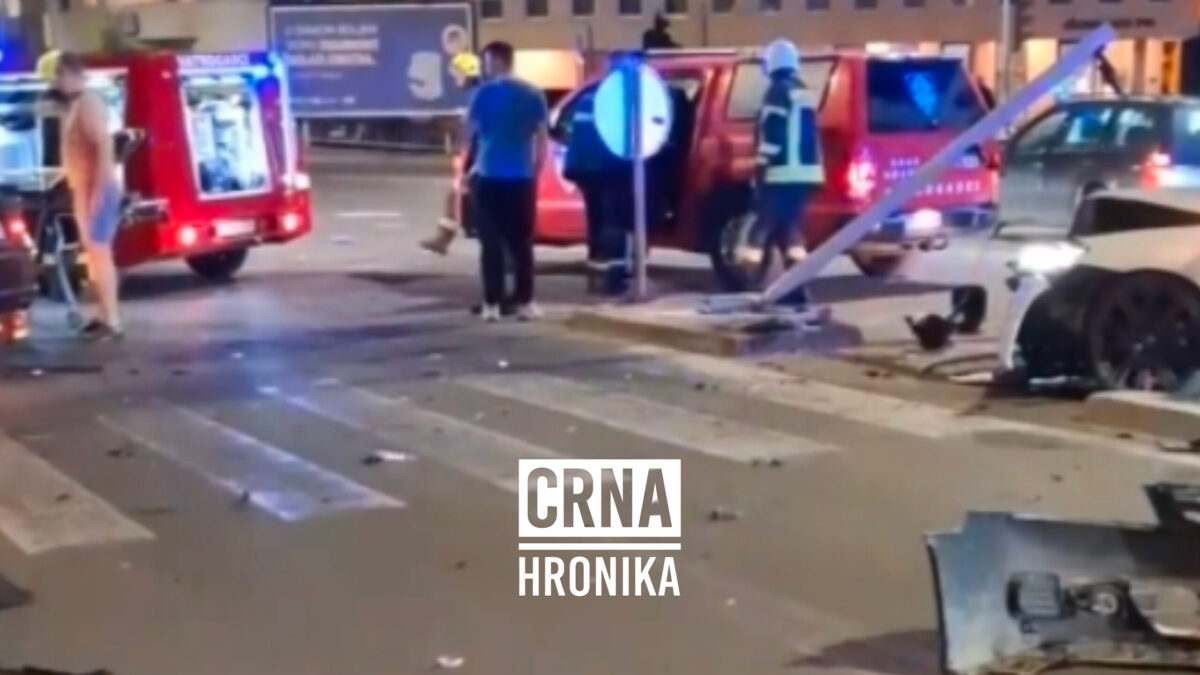 TEŠKA NESREĆA U MOSTARU: Petero ozlijeđenih, vatrogasci izvlačili ljude iz smrskanih vozila!