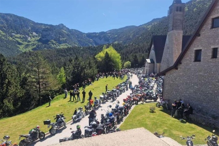 MOTO-SPEKTAKL NA BLIDINJU: Održano tradicionalno 5. motohodočašće, veliki broj motorista stigao u Masnu Luku! MOTO-SPEKTAKL NA BLIDINJU: Održano tradicionalno 5. motohodočašće, veliki broj motorista stigao u Masnu Luku!